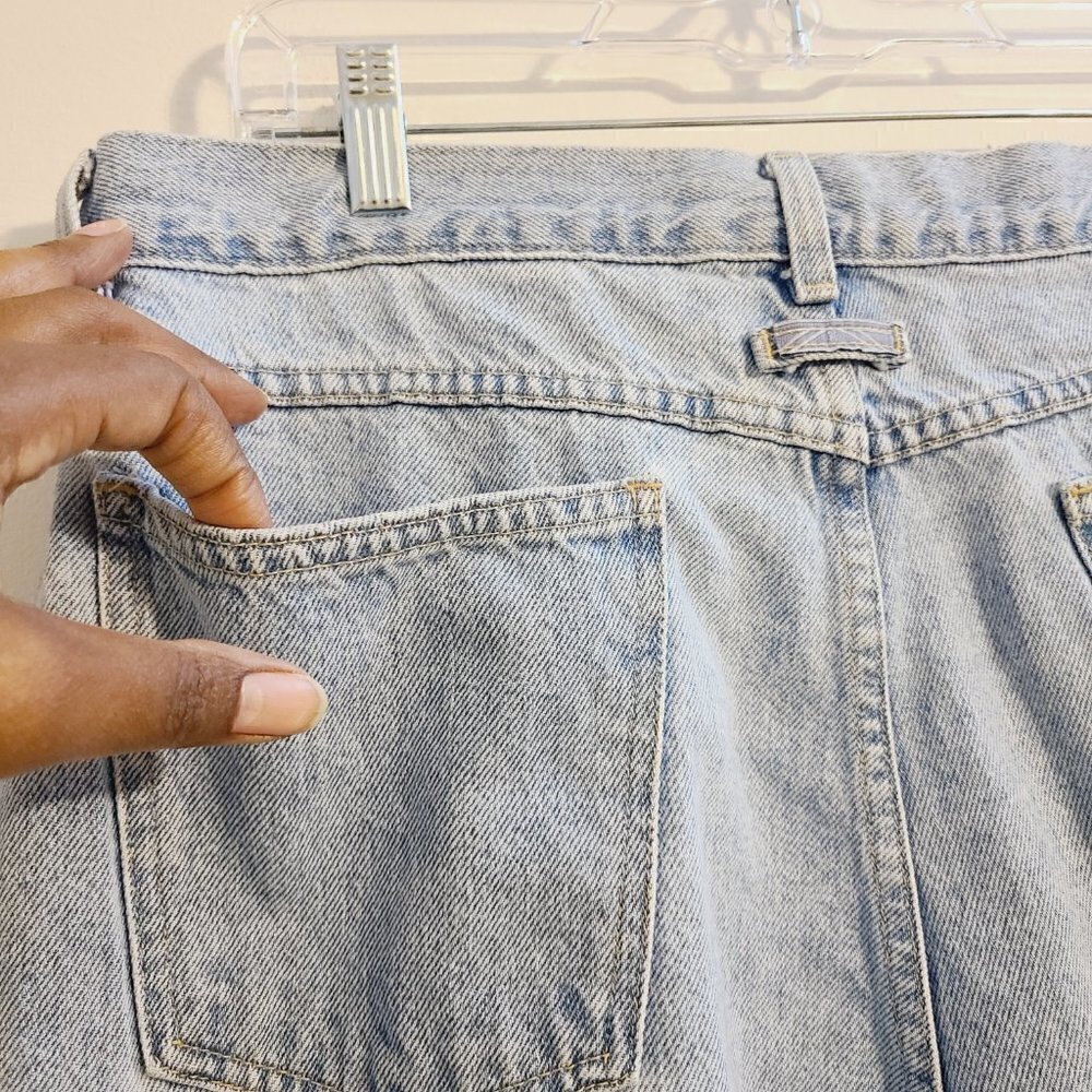 Brittania | Women's Vintage High Waist Light Wash Jeans (Size 18 Average) - Picture 9 of 14
